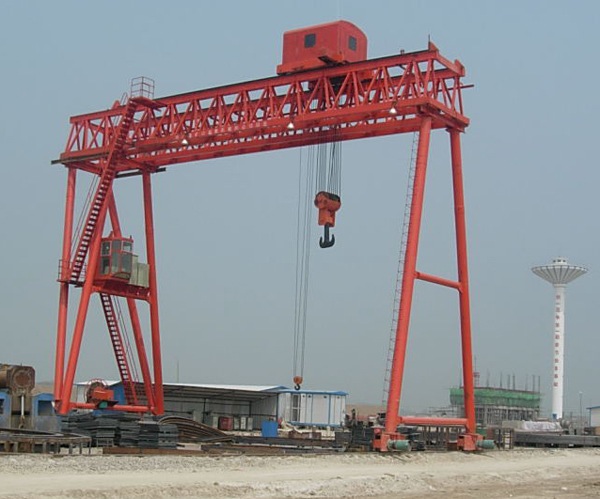 m_中国铁建十三局120T龙门提梁机